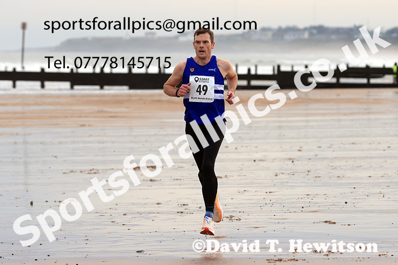 The 2024 Blyth Beach Run, Northumberland.   Photo: David T. Hewitson/Sports for All Pics